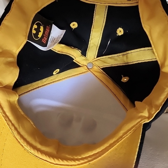 BATMAN Toddler Cap. New no tags - Picture 4 of 9